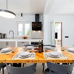 In With House Sea View Holiday home Blato (Korcula)