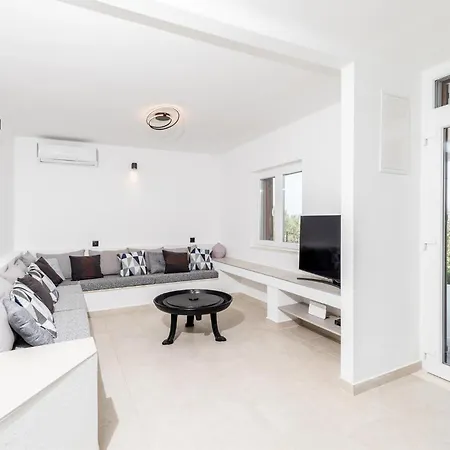 度假居 5 Bedroom Front In Blato (Korcula)